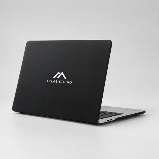 BackBrand Hardcase mit weißem Logo auf schwarzem Hintergrund (Darstellung)